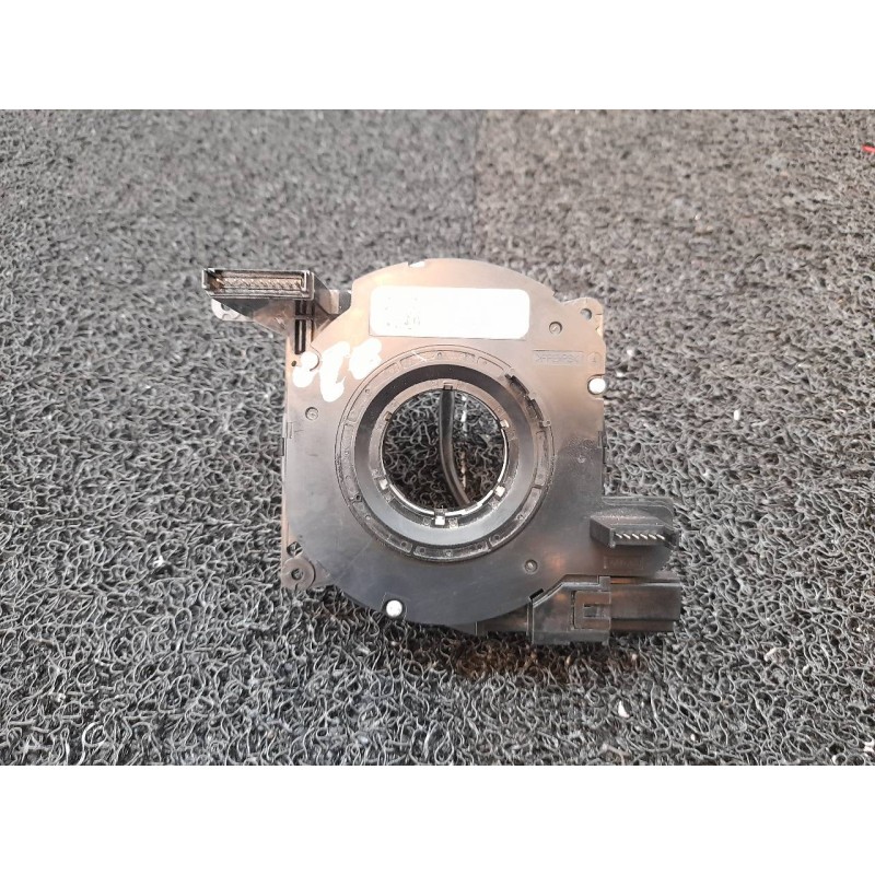 Recambio de anillo airbag para ford focus turn. (cb8) trend referencia OEM IAM ZWAC30088C AND761002C 