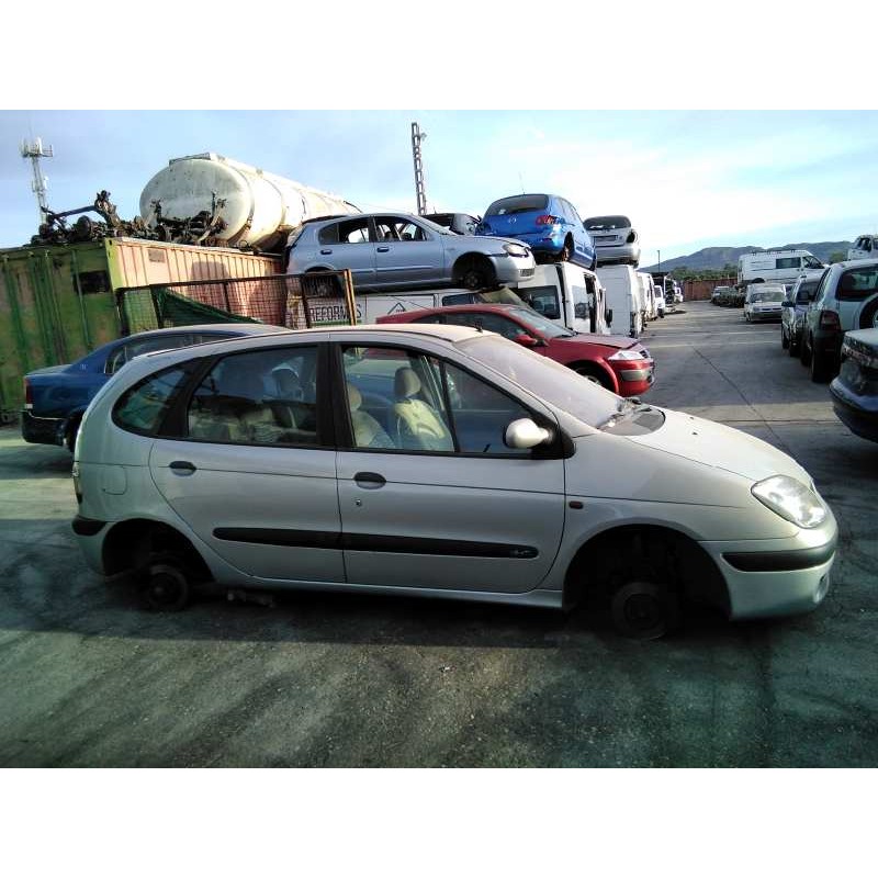 renault scenic (ja..) del año 2001
