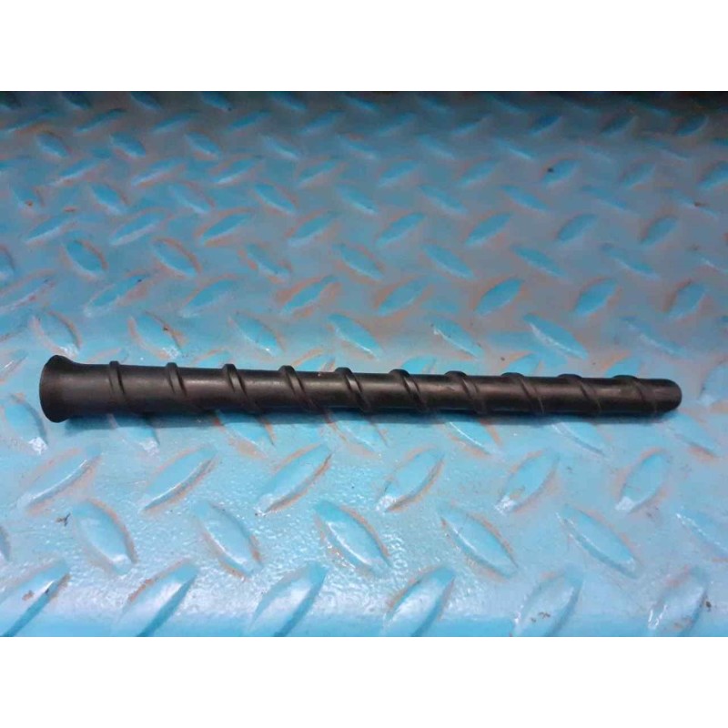 Recambio de antena para toyota auris hybrid active referencia OEM IAM   
