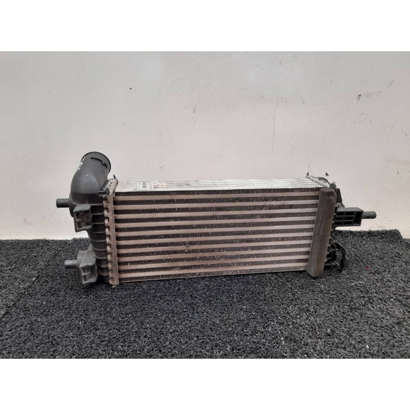 Recambio de intercooler para ford focus turn. (cb8) trend referencia OEM IAM CV619L440VC - Negro 3