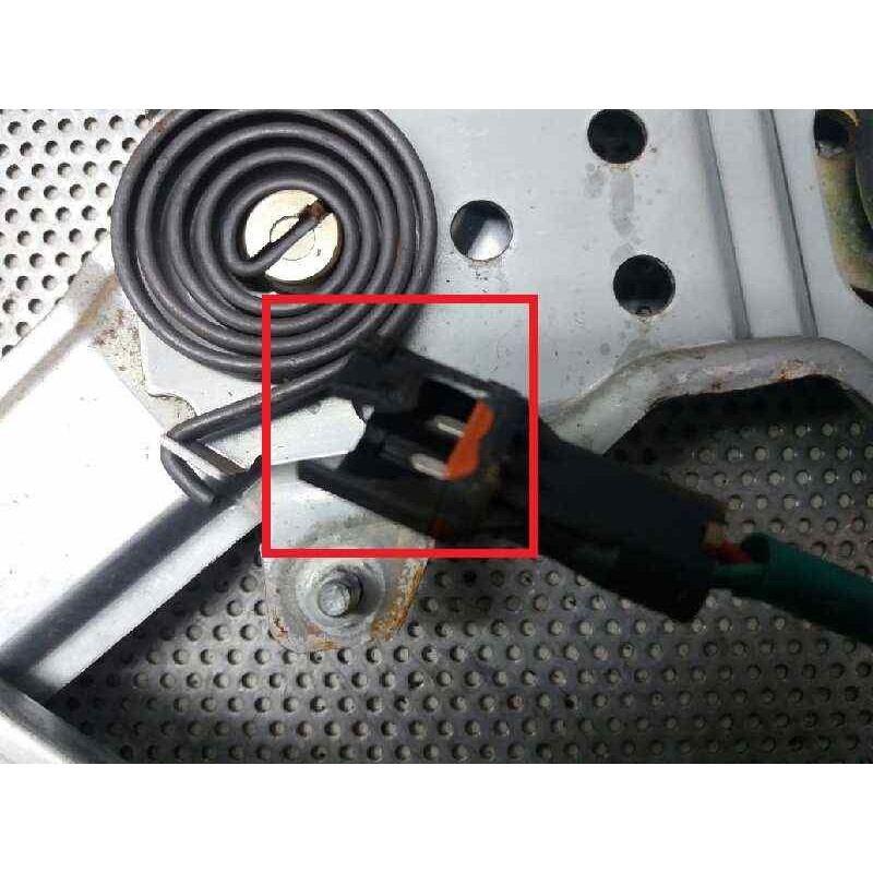 Recambio de elevalunas trasero izquierdo para kia carens 2.0 crdi lx monovolumen referencia OEM IAM 2