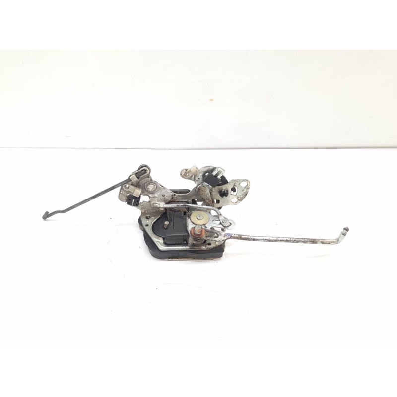 Recambio de cerradura puerta trasera izquierda para opel monterey ltd referencia OEM IAM 3