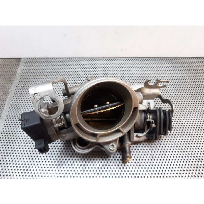 Recambio de caja mariposa para bmw serie 5 berlina (e39) 523i referencia OEM IAM 1433385  DELORTO