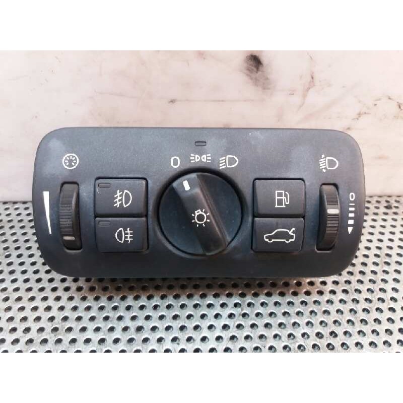 Recambio de mando luces para volvo v70 familiar 2.4 diesel cat referencia OEM IAM 30739415 04066302 