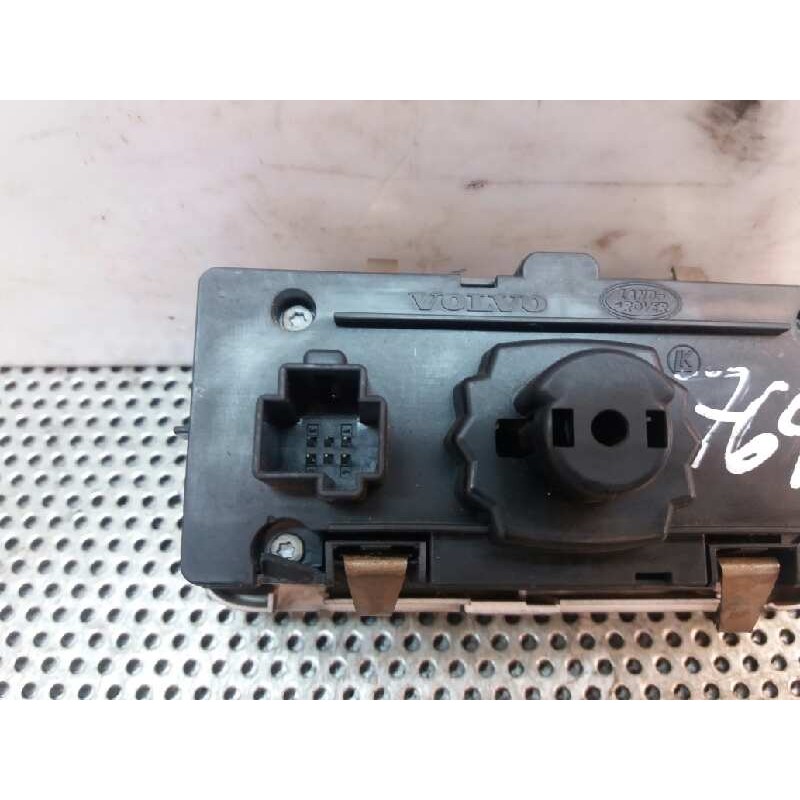 Recambio de mando luces para volvo v70 familiar 2.4 diesel cat referencia OEM IAM 30739415 04066302 3
