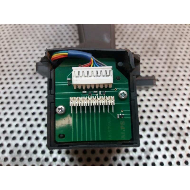 Recambio de mando limpia para volvo v70 familiar 2.4 diesel cat referencia OEM IAM 31264354 2