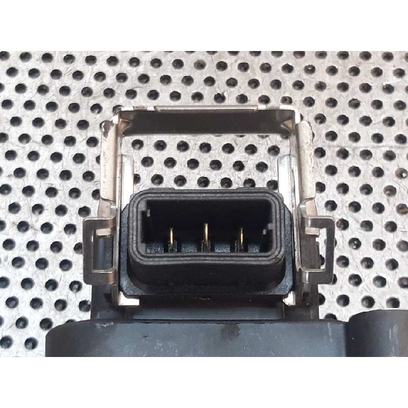 Recambio de bobina encendido para bmw serie 5 berlina (e39) 523i referencia OEM IAM 0040100302 3