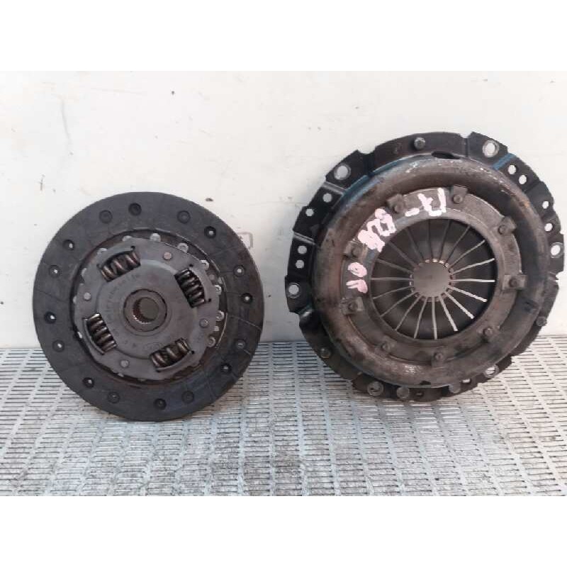 Recambio de kit embrague para renault kangoo (f/kc0) 1.9 diesel referencia OEM IAM 320046710  