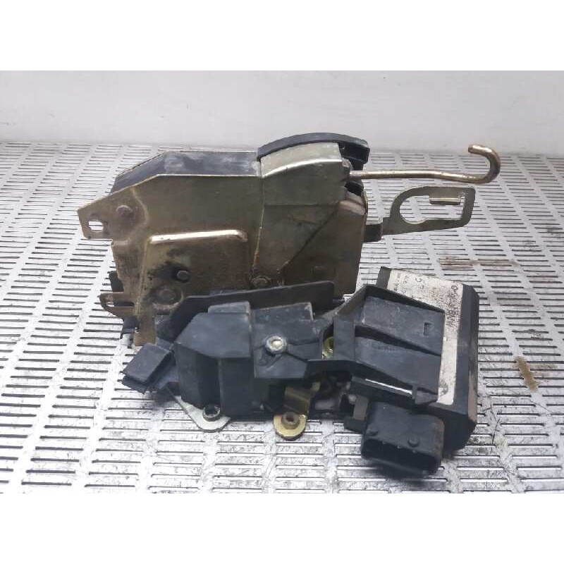Recambio de cerradura puerta delantera derecha para bmw serie 3 berlina (e36) 2.0 24v referencia OEM IAM 2