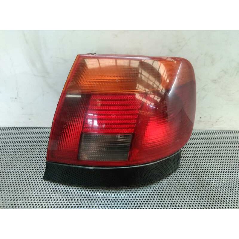Recambio de piloto trasero derecho para audi a4 berlina (b5) 1.9 tdi referencia OEM IAM   