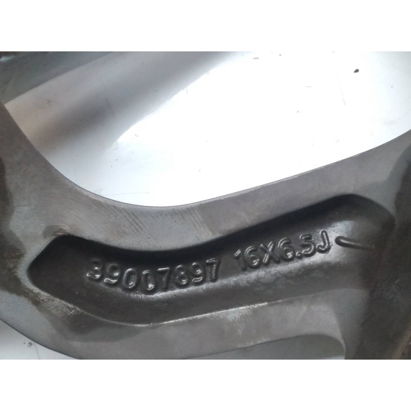 Recambio de llanta para opel crossland x design line referencia OEM IAM 16X65J 39007897 3