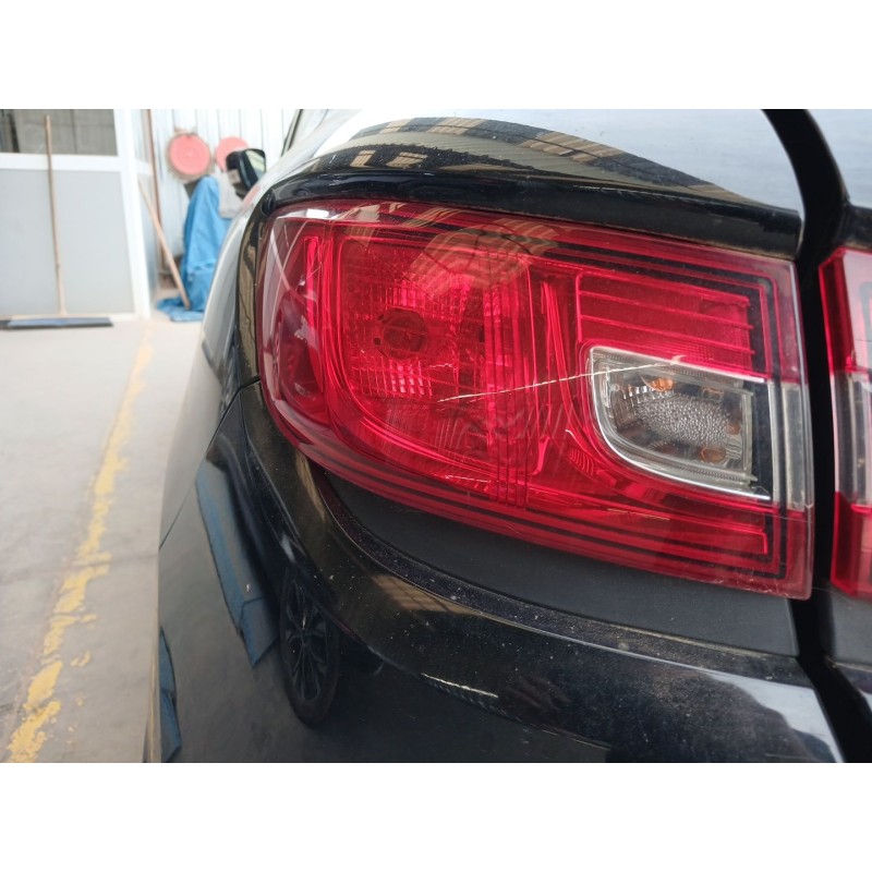 Recambio de piloto trasero izquierdo para renault clio iv (bh_) 1.5 dci 90 referencia OEM IAM - Negro 2