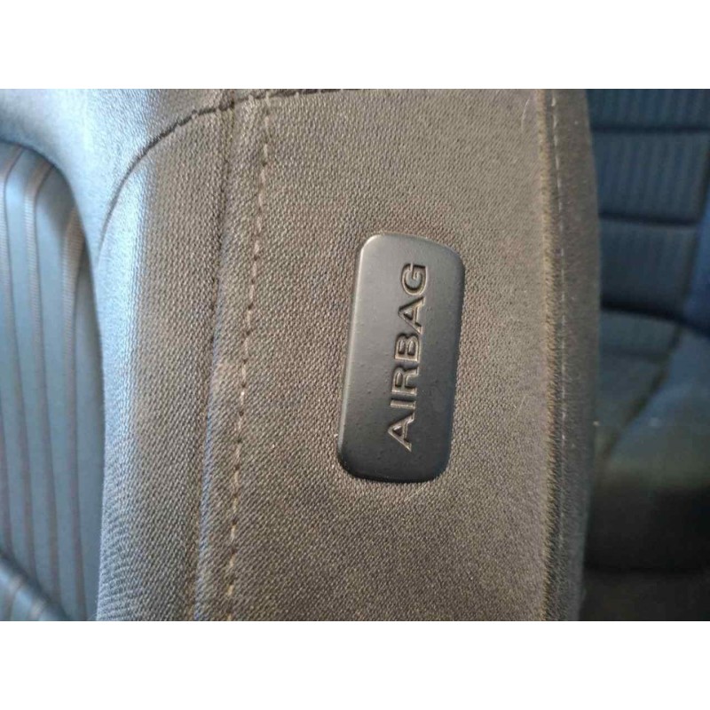 Recambio de asiento delantero izquierdo para audi a4 ber. (b8) e referencia OEM IAM - Blanco 3