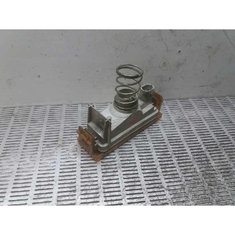 Recambio de piloto delantero derecho para renault rapid/express (f40) referencia OEM IAM 28-E01-B02 36788 2