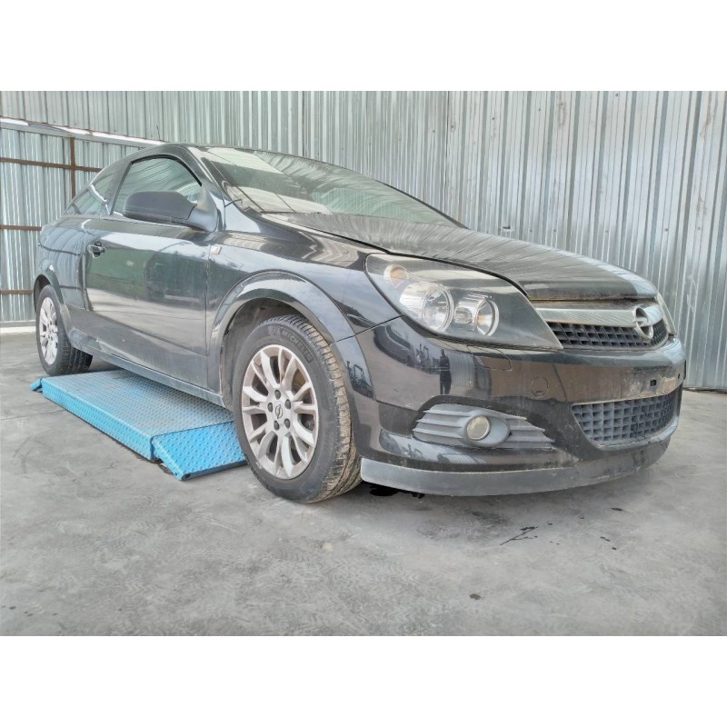 opel astra gtc del año 2009