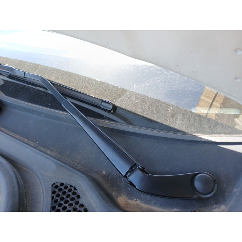 Recambio de brazo limpia delantero izquierdo para audi a1 sportback (gba) 25 tfsi referencia OEM IAM   