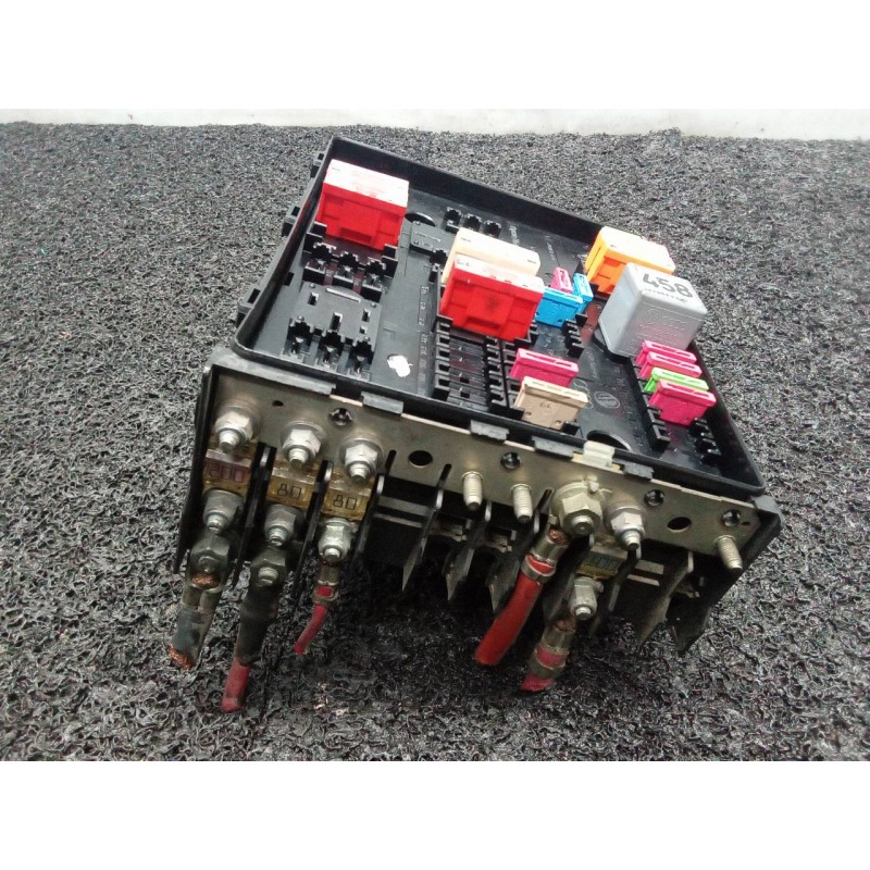 Recambio de caja reles / fusibles para seat toledo (5p2) sport referencia OEM IAM 1K0937124K 2