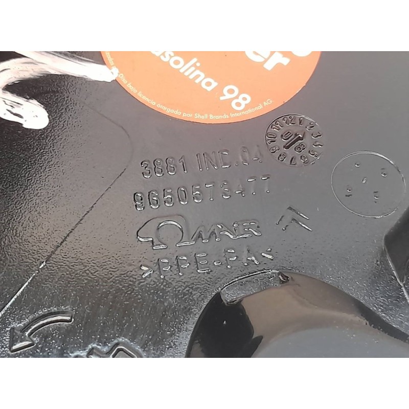 Recambio de tapa exterior combustible para citroën c4 berlina 1.4 16v referencia OEM IAM 9650573477 - Negro 3