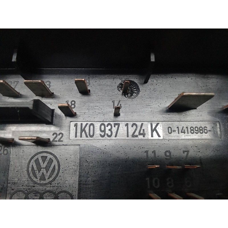Recambio de caja reles / fusibles para seat toledo (5p2) sport referencia OEM IAM 1K0937124K 4