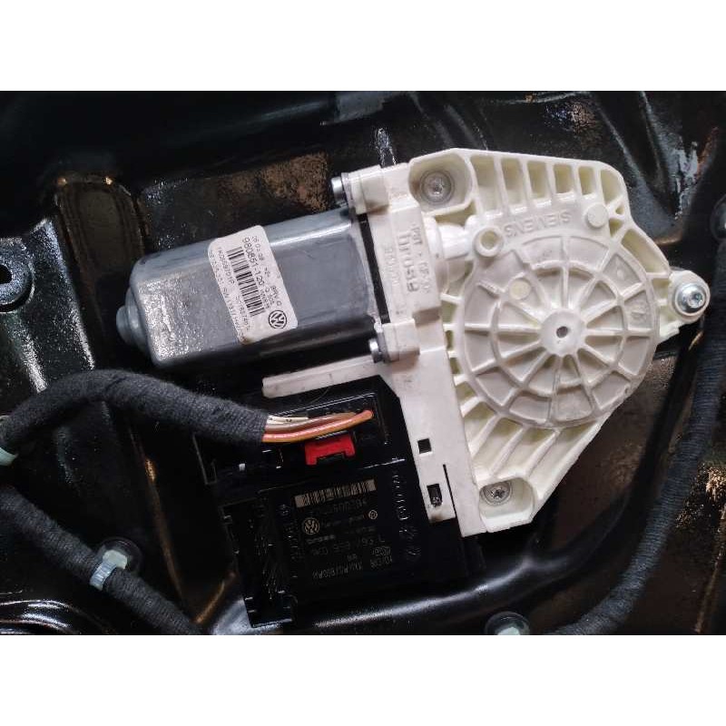 Recambio de elevalunas delantero izquierdo para volkswagen passat berlina (3c2) highline referencia OEM IAM 1K0959701P 1K0959793 2