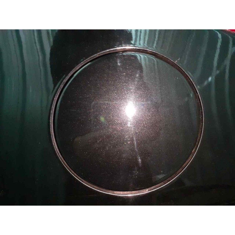 Recambio de tapa exterior combustible para toyota auris hybrid active referencia OEM IAM   