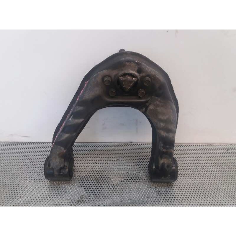 Recambio de brazo suspension superior delantero derecho para nissan cabstar e 3.0d referencia OEM IAM   