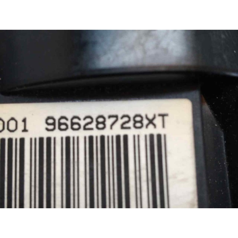 Recambio de mando luces para peugeot 307 berlina (s2) d-sign referencia OEM IAM 96628728XT 2