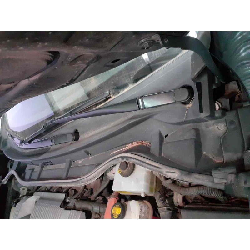 Recambio de torpedo para toyota auris hybrid active referencia OEM IAM   