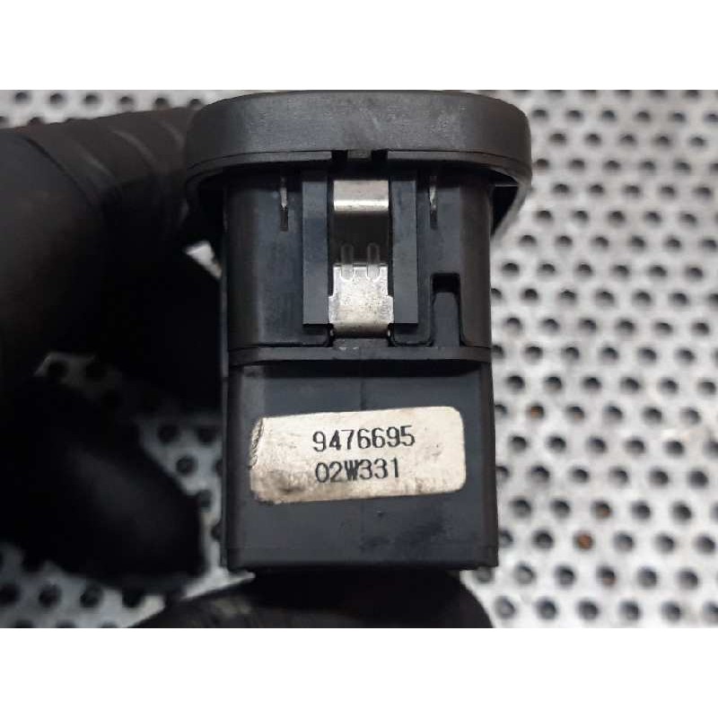 Recambio de mando elevalunas trasero izquierdo para volvo s80 berlina d5 referencia OEM IAM 4