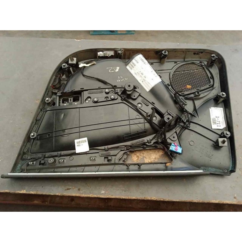 Recambio de guarnecido puerta delantera izquierda para audi a4 ber. (b8) e referencia OEM IAM - Blanco 4