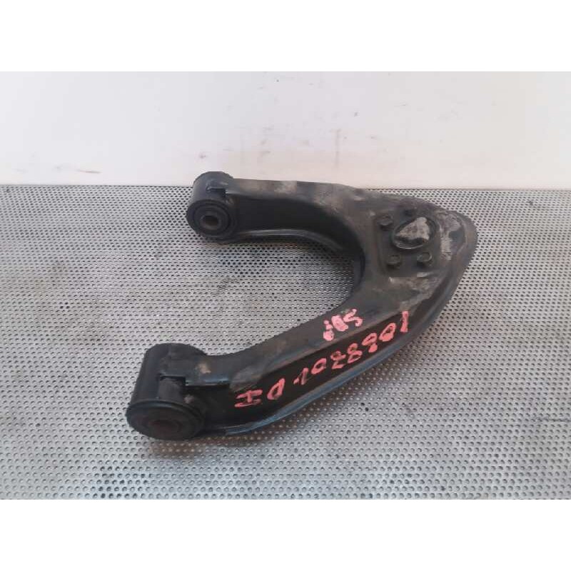 Recambio de brazo suspension superior delantero izquierdo para nissan cabstar e 3.0d referencia OEM IAM - Blanco 2
