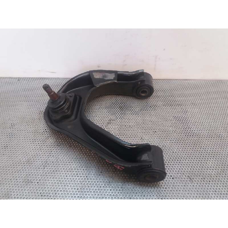 Recambio de brazo suspension superior delantero izquierdo para nissan cabstar e 3.0d referencia OEM IAM - Blanco 4