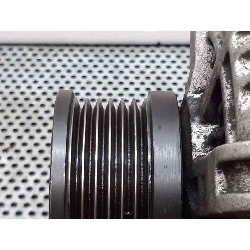 Recambio de alternador para kia cerato 2.0 ex crdi berlina (4-ptas.) referencia OEM IAM 3730027012 021319112 - Gris 3