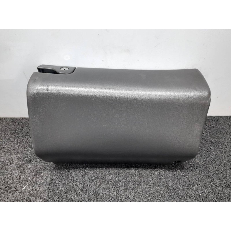 Recambio de guantera para mercedes-benz clase c (w203) sportcoupe c 220 cdi (203.706) referencia OEM IAM   