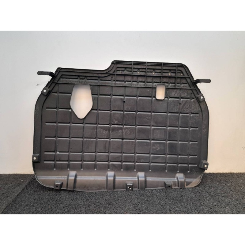 Recambio de cubrecarter para kia cee'd drive referencia OEM IAM - Negro 2