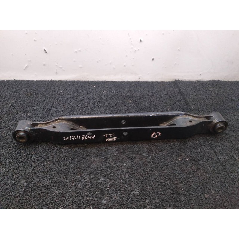 Recambio de brazo suspension inferior trasero derecho para nissan x-trail (t31) se referencia OEM IAM   