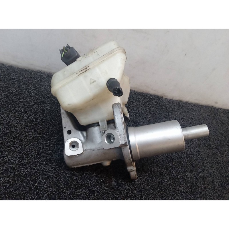 Recambio de bomba freno para audi a4 ber. (b8) básico quattro referencia OEM IAM 6458  TRW - Azul 3