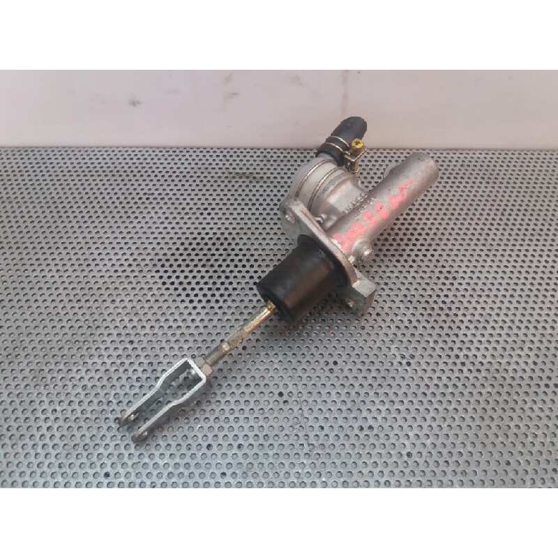 Recambio de bomba embrague para nissan cabstar e 3.0d referencia OEM IAM - Blanco 4