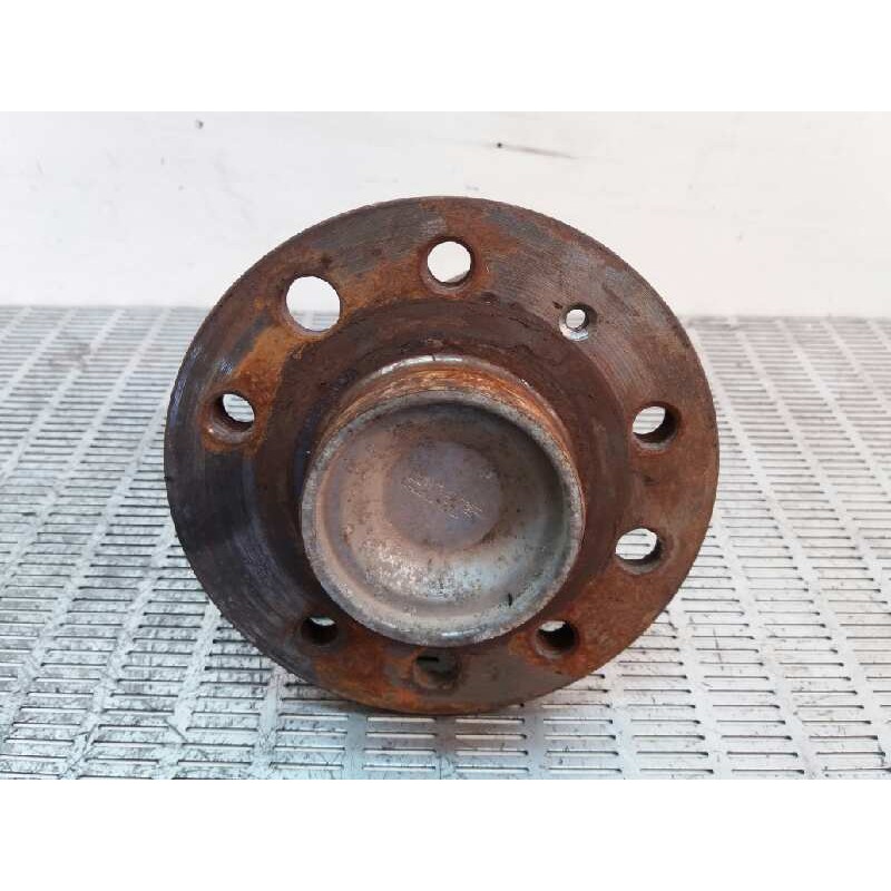 Recambio de buje trasero para opel zafira a 2.0 dti referencia OEM IAM   