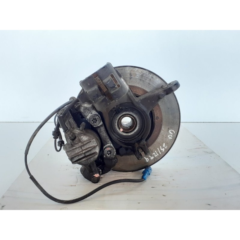 Recambio de mangueta delantera derecha para peugeot 2008 (--.2013) active referencia OEM IAM - Blanco 2