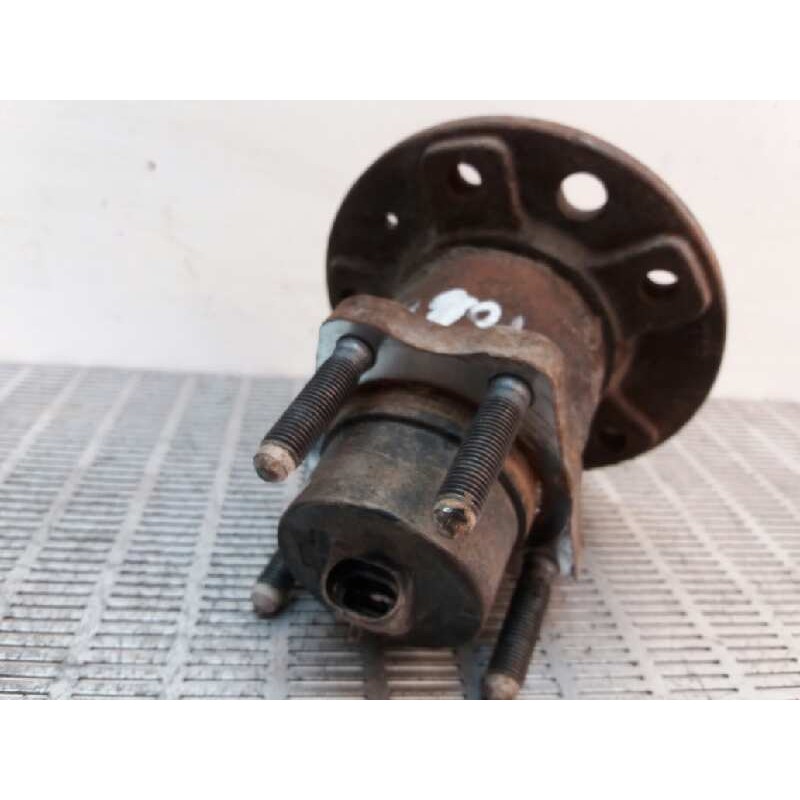 Recambio de buje trasero para opel zafira a 2.0 dti referencia OEM IAM - Azul 2
