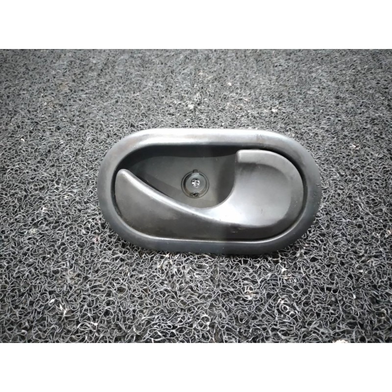 Recambio de maneta interior delantera derecha para renault master kipper l3h1 3,5t referencia OEM IAM   