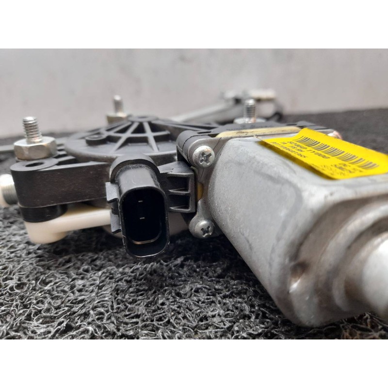 Recambio de elevalunas delantero derecho para kia picanto concept referencia OEM IAM 824601Y000 - Blanco 4