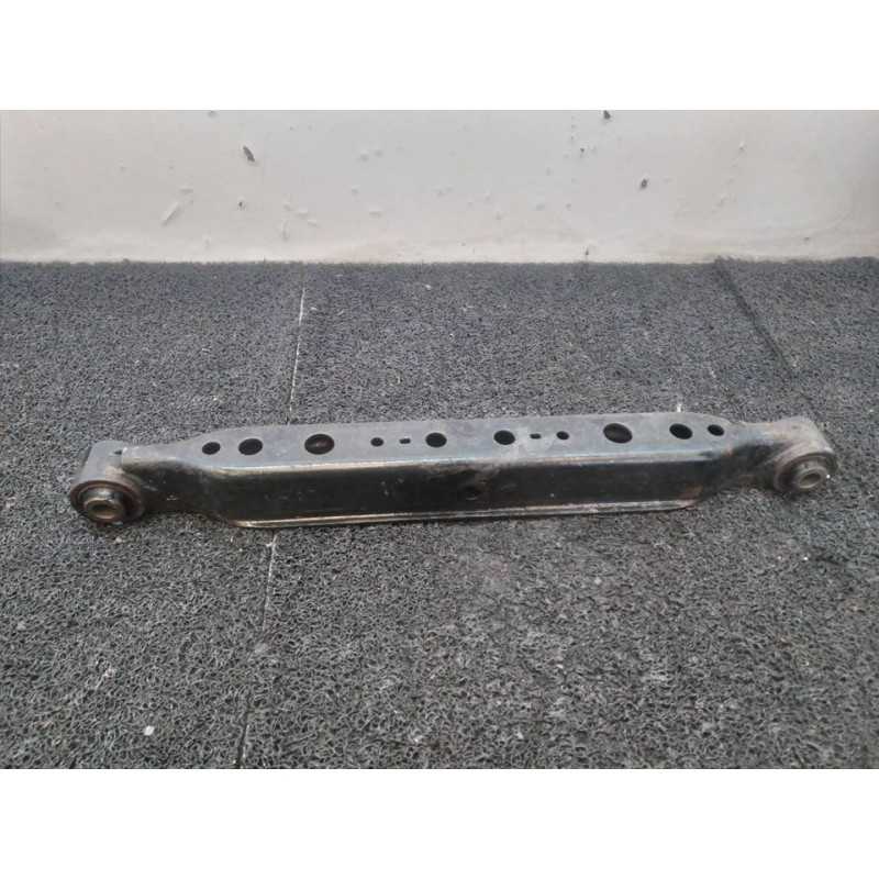 Recambio de brazo suspension inferior trasero izquierdo para nissan x-trail (t31) se referencia OEM IAM - Blanco 2
