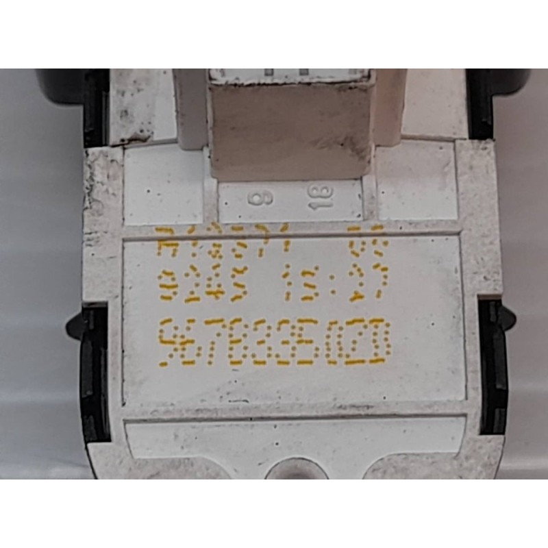 Recambio de mando elevalunas delantero izquierdo para opel vivaro furgón l express referencia OEM IAM 96783350ZD - Blanco 3