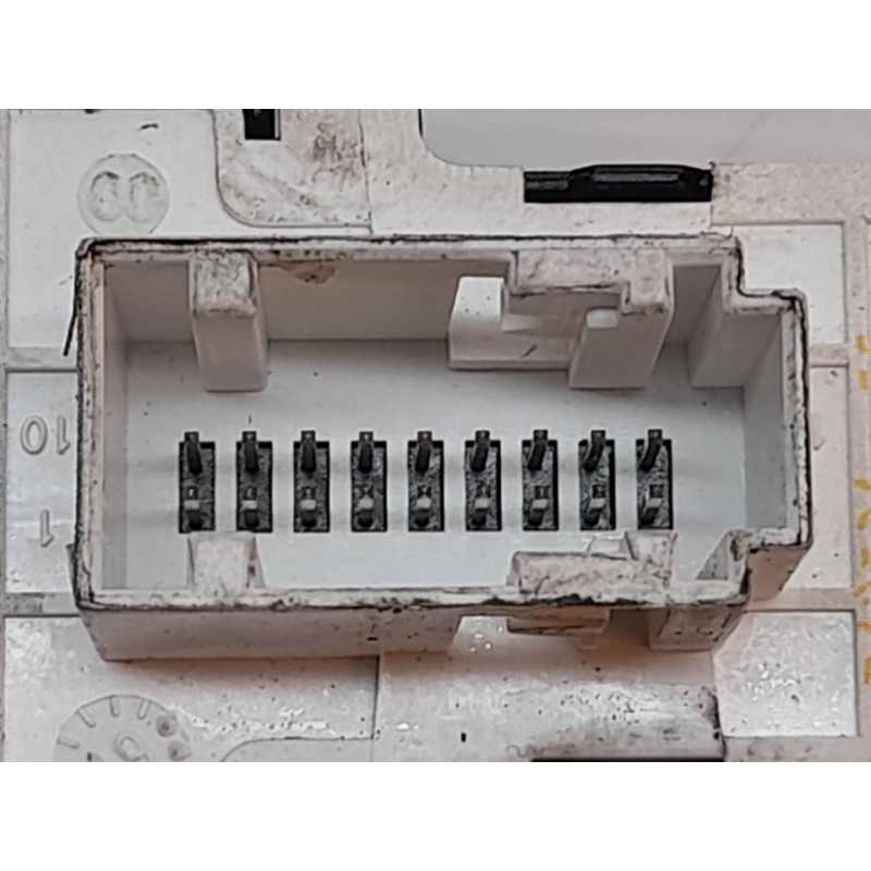 Recambio de mando elevalunas delantero izquierdo para opel vivaro furgón l express referencia OEM IAM 96783350ZD - Blanco 4