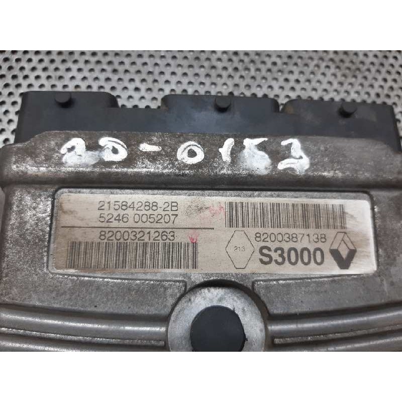 Recambio de centralita motor uce para renault megane ii berlina 5p confort authentique referencia OEM IAM 8200321263 8200387138 - Negro 2