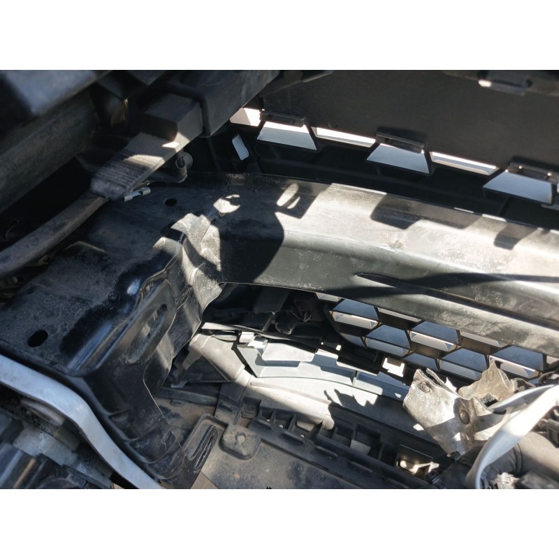 Recambio de refuerzo paragolpes delantero para audi a1 sportback (gba) 25 tfsi referencia OEM IAM   