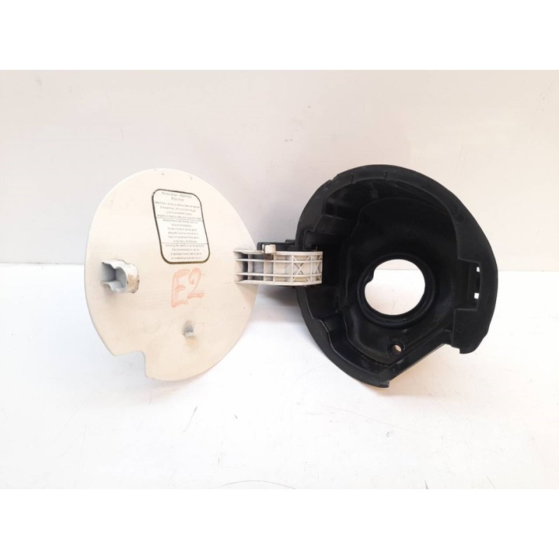 Recambio de tapa exterior combustible para fiat doblo emotion referencia OEM IAM - Blanco 2