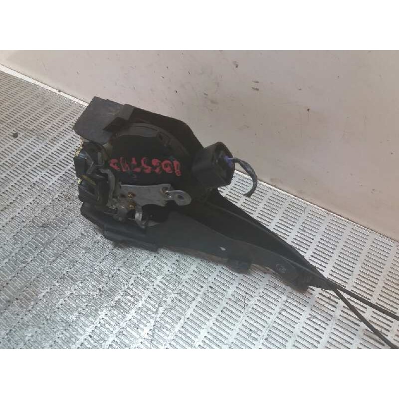 Recambio de cerradura puerta trasera derecha para toyota rav 4 (a2) 1.8 16v cat referencia OEM IAM - Gris 2